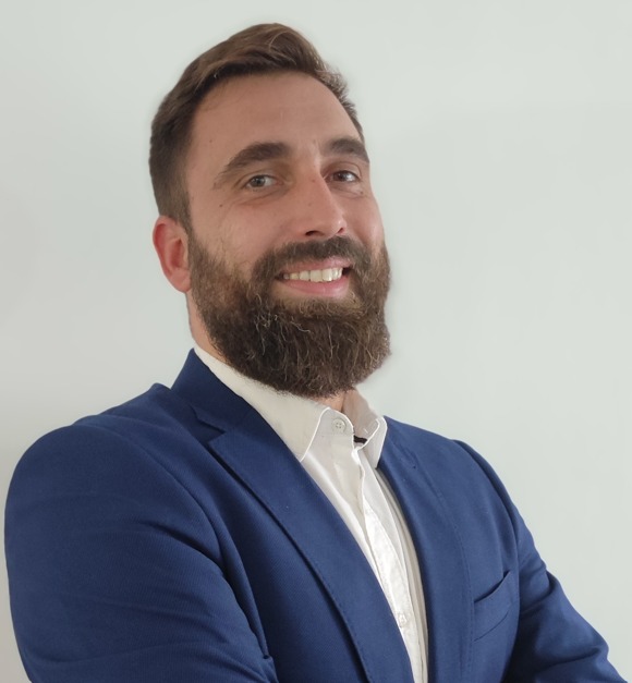 Lee más sobre el artículo Roberto Galiana Díaz